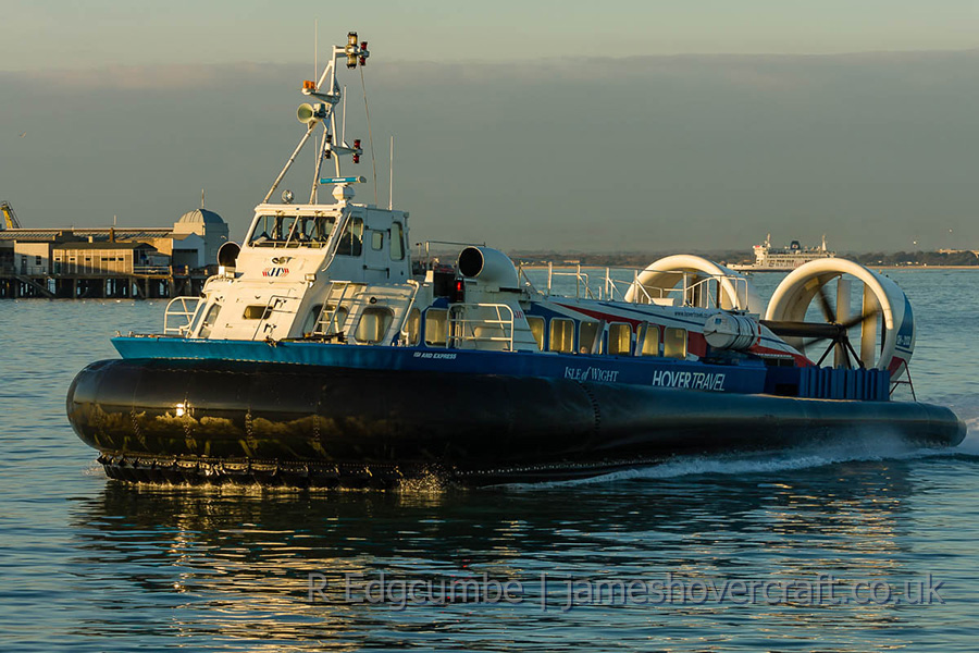 AP1-88 Operations from Ryde, Isle of Wight - GH-2132 Island Express arriving at Ryde (credit: Rob Edgcumbe).